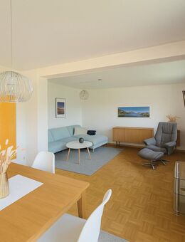 Einfamilienhaus Wohntraum mit großem Garten und Wintergarten - Bargteheide