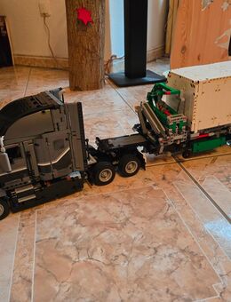 LEGO® Technic 42078 Mack Anthem - Essen