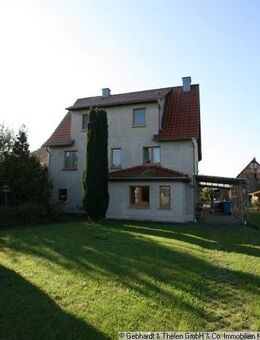 Einfamilienhaus mit Wintergarten, Kaminofen und historischem Nebengebäude - Grabfeld