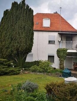 Hübsches Einfamilienhaus mit Garage in ansprechender Wohnlage in Schweinfurt - Schweinfurt