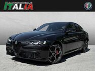 Alfa Romeo Giulia, 2.0 Veloce Turbo 16V AT8-Q4, Jahr 2023 - Regensburg