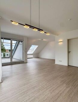 Lichtdurchflutete 2-Zimmer-Wohnung mit Balkon in ruhiger Lage von Dudweiler-Süd - Saarbrücken