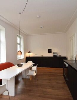 Stilvolles und historisches möbliertes Wohnen auf 110 m² im ZEHUUS - Köln