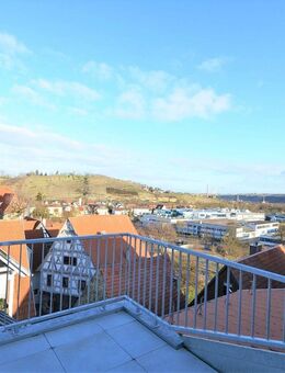 Exklusive Dachterrasse - 4,5-Zimmer-Maisonette-Wohnung mit Weitblick in Besigheim-Altstadt - Besigheim