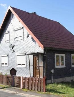 Schönes Wohnhaus mit viel Potential in traumhafter Lage - ideal für Familien - Masserberg