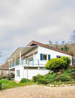 Einfamilienhaus mit Panoramablick über Niederrimsingen und großzügigem Grundstück zu verkaufen - Breisach (Rhein)