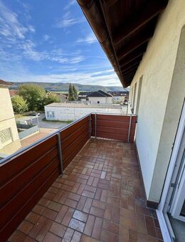 *TOP* Helle und renovierte 3-Zimmer-Wohnung mit Balkon & Einbauküche - Bad Pyrmont