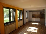 Besonderheit: Einliegerwohnung in alter Villa mit Terrasse und EBK in Oberasbach - Oberasbach