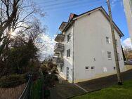 Großzügige und renovierte 2 ZKB-Eigentumswohnung mit Terrasse und kleinem Gärtchen in ruhiger Lage von Elz - Elz