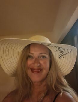 Die Seele baumeln lassen und sich mit einer herrlich warmen ÖLMASSAGE verwöhnen lassen !!! Tolle ANGEBOTE erwarten SIE !!! - Heilbronn