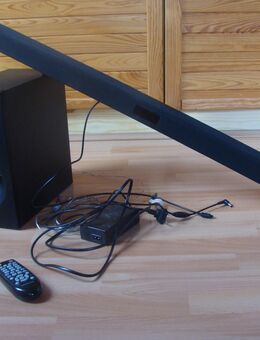 Soundbar von Samsung HW-F350 mit externen Subwoofer - Berlin Spandau