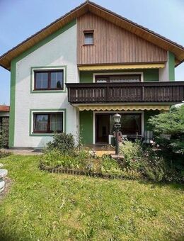 Schönes Zweifamilienhaus mit großem Garten in Biessenhofen - Biessenhofen