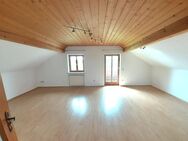 Schöne DG-Wohnung im 2. OG mit Südbalkon ! - Obertaufkirchen