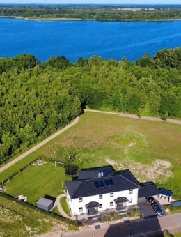 Voll möblierte Doppelhaushälfte incl. Nebenkosten nur wenige Meter zum Schaalsee in Zarrentin - Zarrentin (Schaalsee)