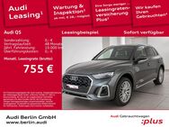 Audi Q5, S line 50 TFSI e quattro, Jahr 2024 - Berlin