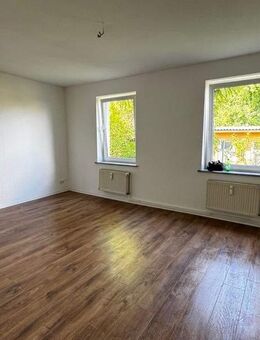 Sanierte Wohnung mit Blick in den grünen Innenhof - unweit des Hafens - Barth
