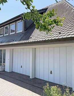 Kleines Haus/ETW mit Doppelgarage und schönem Garten - Bad Oeynhausen