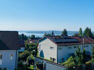 Seesicht + Alpensicht! ERSTBEZUG 4.0 Zimmer mit grossem Balkon und Carport in ruhiger Lage (Effizienshaus 40) - Überlingen