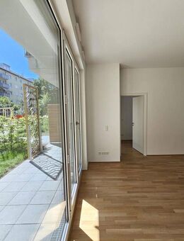 Neubau in Toplage Nürnberg - Terrasse, Garten & Einbauküche - Nürnberg