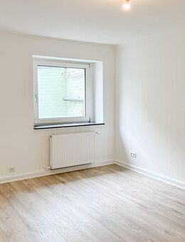 Modernisierte Wohnung in zentraler Lage mit Einbauküche - Düsseldorf