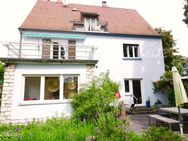 Großes Haus mit Charme und Stil! 7-Zimmer, 2 Küchen, 2 Bäder - 237 m² Wfl. und 1206 m² Grundstück - Schwaig (Nürnberg)