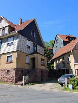 Gelegenheit für Investoren: Mehrfamilienhaus mit 8 % Rendite & Ausbaupotenzial in zentraler Lage - Steinbach-Hallenberg