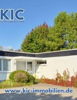 Leben auf einer Ebene - Bungalow mit Traumgrundstück & Garage - Bergisch Gladbach