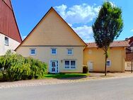 Sanierungsbedürftiges Einfamilienhaus, ca. 164 m², mit Garten und Garage in Borgentreich-Körbecke - Borgentreich (Orgelstadt)