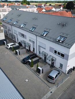 Modernes Reihenhaus in Gerolfing - energieeffizient und stilvoll wohnen auf 3 Etagen, 136m² Baujahr 2021 - provisionsfrei! - Ingolstadt