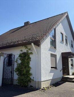 PROVISIONSFREI: Charaktervolles Haus auf großem Grund in familienfreundlicher Lage (Erbbaurecht) - Neu Ulm