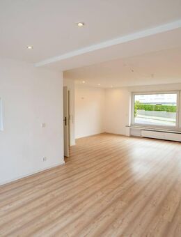 Stilvolle Maisonette-Wohnung mit großem Garten, Garage und viel Privatsphäre - Ruhige Lage in RS - Remscheid