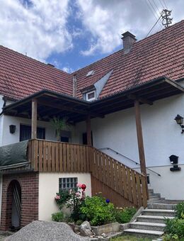 EFH mit Renovierungsbedarf und Baugrundstück in Walkertshofen - Walkertshofen
