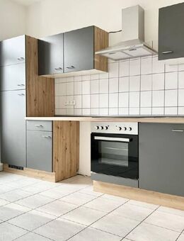 frisch renovierte 3-Raumwohnung mit neuer Einbauküche in Chemnitz Sonnenberg mieten - Chemnitz
