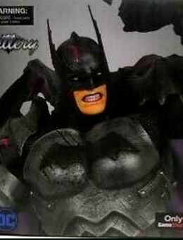 Batman Armored Edition Figur (Diamond Select) neu - Mannheim Zentrum