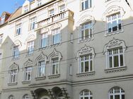 Dreizimmeraltbauwohnung in Schwabing - München
