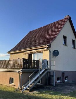 Einfamilienhaus mit geräumigen Ferienhaus und seitlichem Seeblick auf dem Woblitzsee - Wesenberg (Mecklenburg-Vorpommern)