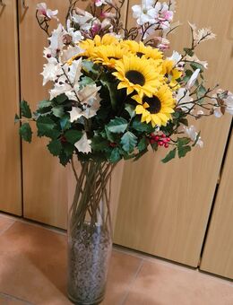 große Dekovase mit künstlichen Blumen - Petersberg (Hessen)