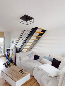 Charmante 3-Zimmer-Maisonette-Wohnung mit zwei Balkonen & TG-Stellplatz in Durmersheim - Durmersheim