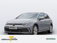 VW Golf, GTE UPE59 LM18, Jahr 2022 - Bochum