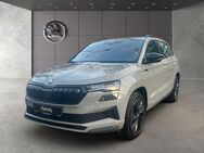 Skoda Karoq, 1.5 TSI Sportline sof verfügbar, Jahr 2022 - Weilheim (Oberbayern)