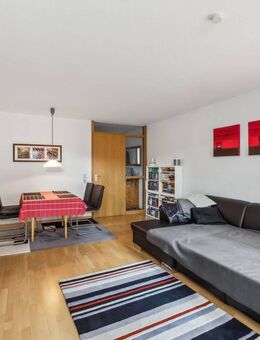 Sehr gemütliche, komfortable 2-Zimmer-Eigentumswohnung in Möglingen - Möglingen
