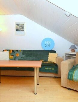 Helle 2- Zimmer Dachgeschoßwohnung in Weil am Rhein, möbliert - Weil (Rhein)
