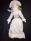 Porzellanpuppe, neuwertiger Sammlerzustand, wegen Sammlungsauflösung in 84359