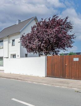 Freistehendes Einfamilienhaus mit Innenhof, Garten und Garage in Grenzlage von Selfkant-Tüddern! - Selfkant