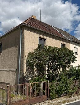 Doppelhaushälfte mit Anbau in Althirschstein bei Riesa und Lommatzsch - Riesa