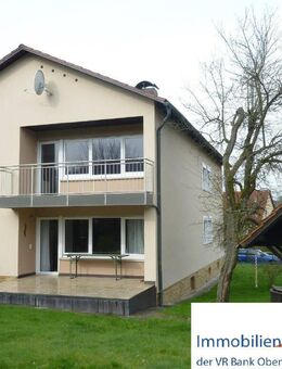 Sehr gepflegte, geräumige Immobilie in bevorzugter Lage Marktrodachs - Marktrodach