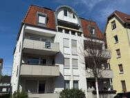 TOP! Tolle 2-Zi.-Whg mit großem Balkon + EBK + Duplex-Parker * BJ 1992 * ES-Pliensauvorstadt - Esslingen (Neckar)