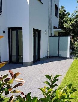 Attraktives Quadro-Haus mit Garten in München Pasing - München