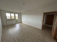 Hier lässt es sich Wohnen! Helle 2-Zimmer-Wohnung mit Balkon! - Aschersleben