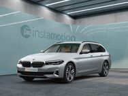 BMW 530, e xDrive Tou Luxury Line Massage, Jahr 2020 - München